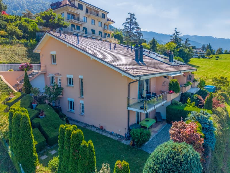 MONTREUX - SPACIEUSE VILLA MITOYENNE AVEC VUE PANORAMIQUE (1)