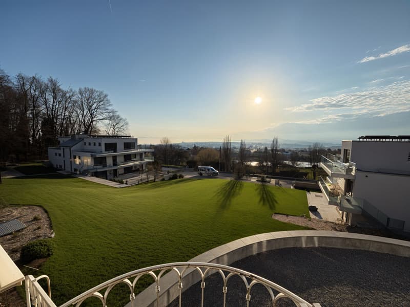 PRILLY - NEW 2.5-ROOM APARTMENT + ATTIC - LAKE VIEW! (1)