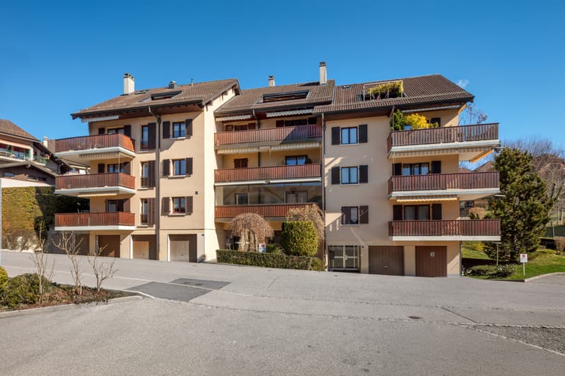ST-LEGIER - AMPIO APPARTAMENTO DI 4.5 LOCALI CON VISTA LAGO (2)