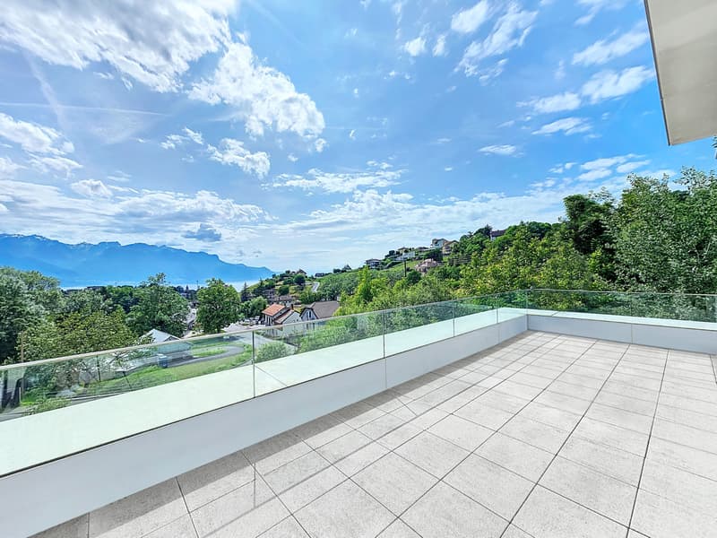 BRENT - DUPLEX ATTICO DI 5.5 LOCALI CON VISTA PANORAMICA (2)