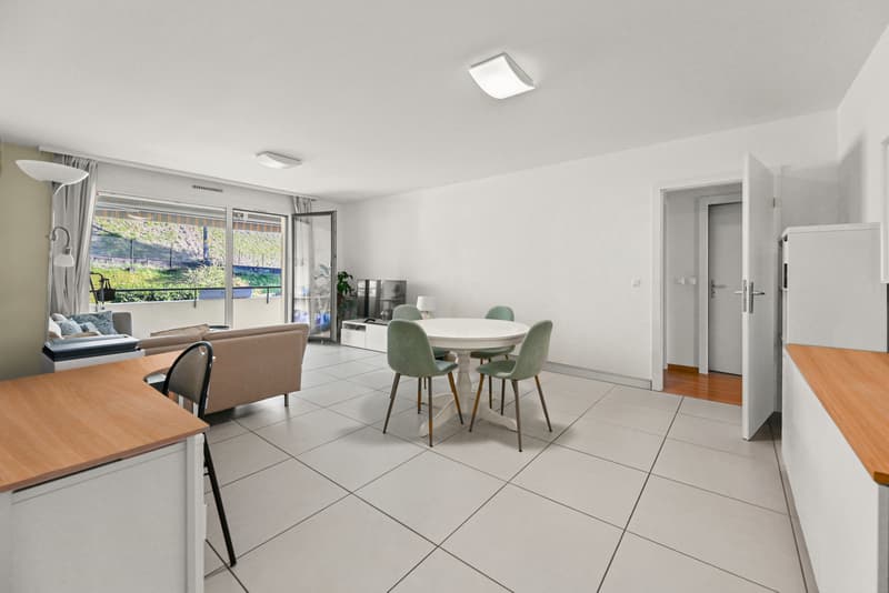 VEVEY - GERÄUMIGES 4.5 ZIMMER-WOHNUNG MIT GROSSEM BALKON (2)