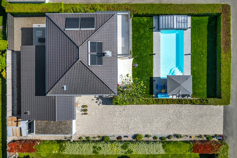 BEX - VERY BEAUTIFUL SINGLE-FAMILY HOUSE WITH INDEPENDENT STUDIO (3)
