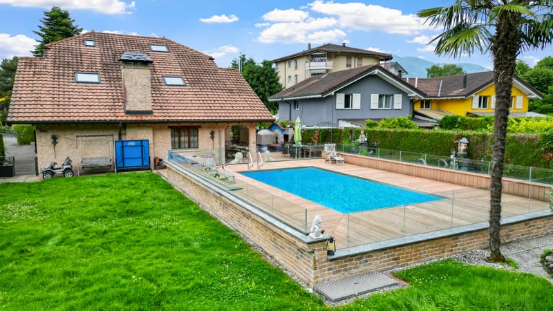 BOUVERET - BEAUTIFUL INDIVIDUAL VILLA WITH 8 ROOMS, SWIMMING POOL AND GARDEN (4)