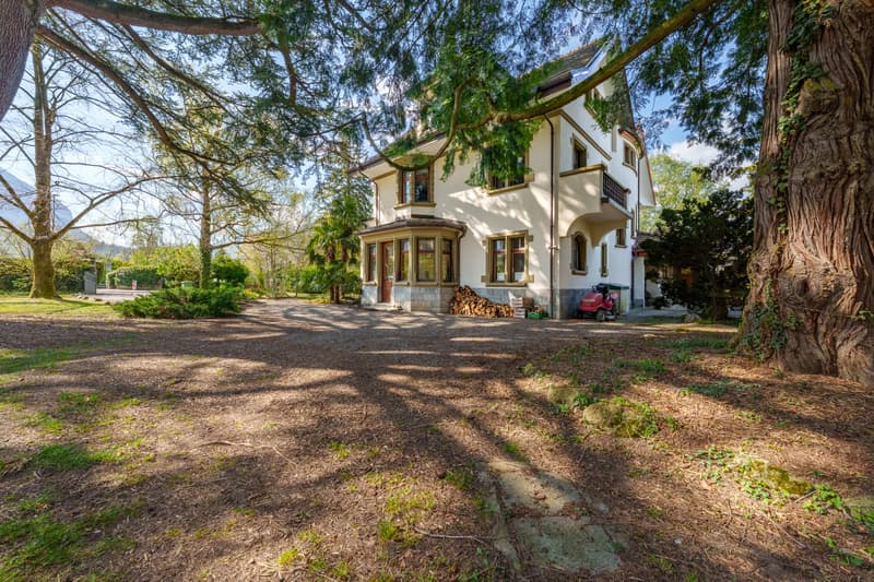 SOMPTUEUSE MAISON DE MAITRE AVEC JARDIN D'EXCEPTION (5)
