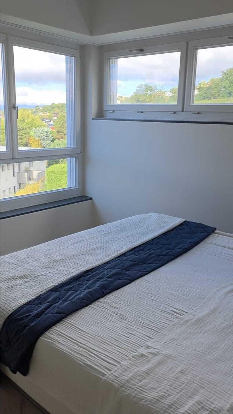 LUTRY - BEL APPARTEMENT DE 4.5 PIÈCES AVEC VUE SUR LE LAC ET LES (11)