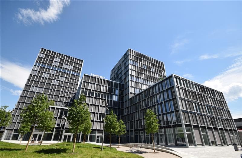 Surfaces de bureaux de 1050 m2 à Lancy Pont-Rouge (1)