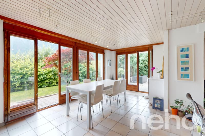 Immeuble de rendement | 13 garages | et Terrain constructible ! (4)