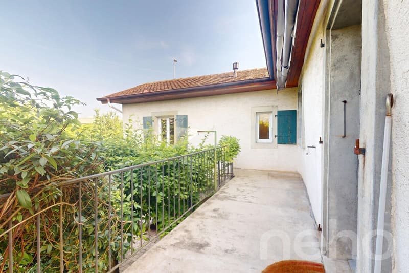 Casa ristrutturata con giardino in una posizione eccezionale (9)