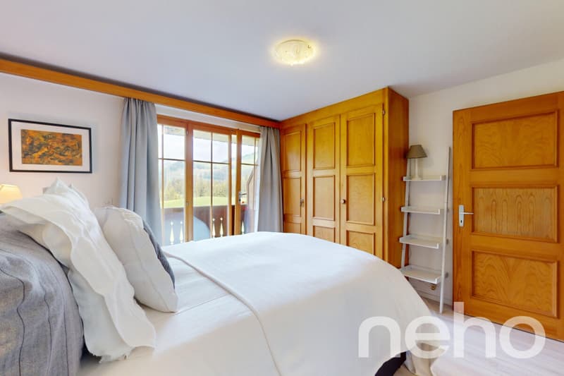 Exclusive: Large chalet with 3 apartments (8)