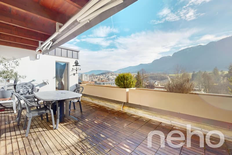 Attic apartment 5.5 rooms ? 32m² terrace and panoramic view (3)