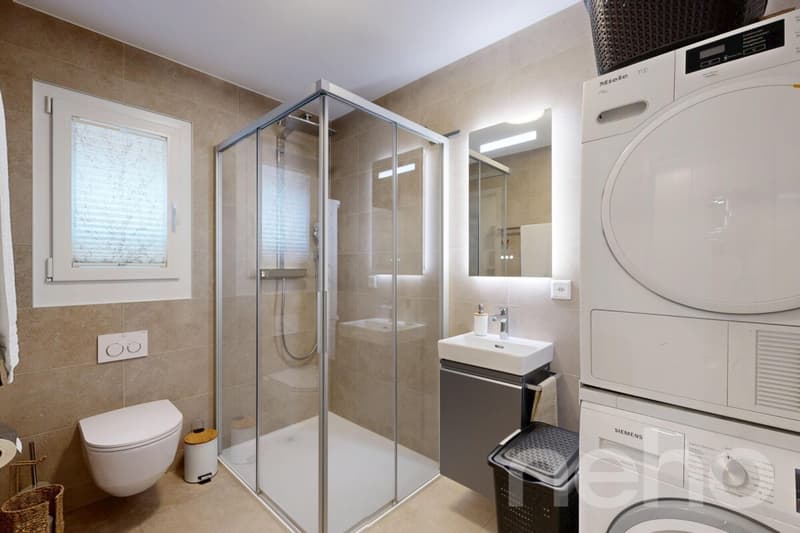 Recent semi-detached house in Martigny (10)