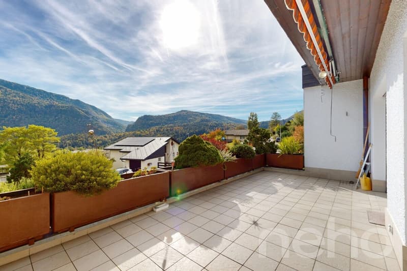 Bright family house with open view (2)