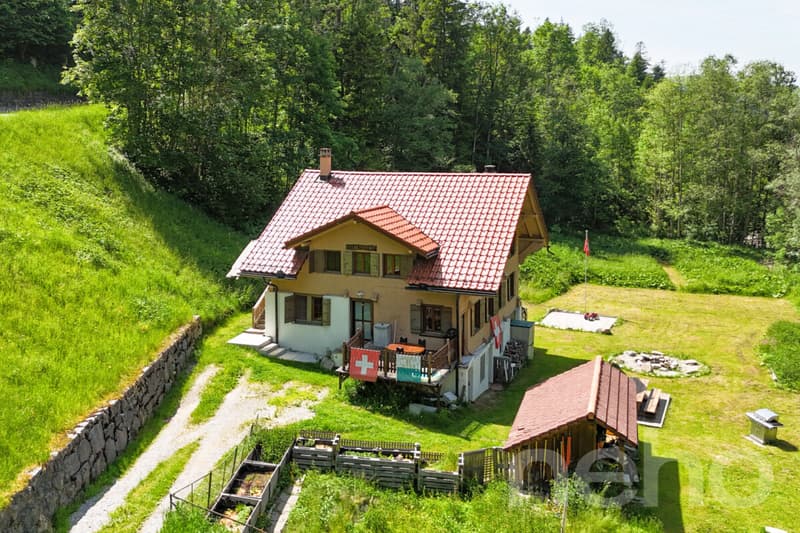 Authentic renovated chalet - large plot of land by the river (1)
