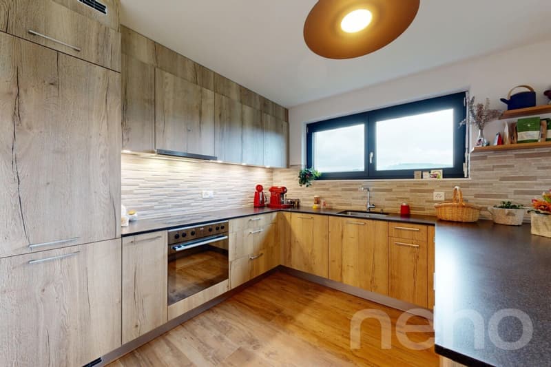 New individual house with garage and open view! (5)