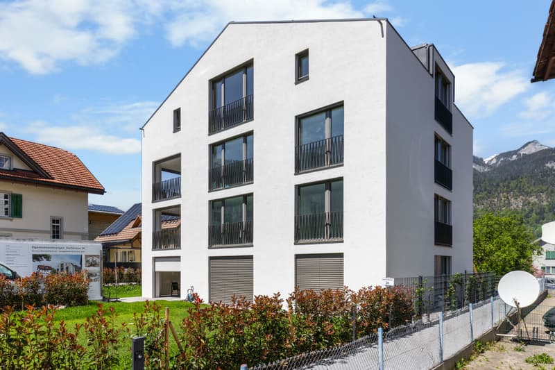 Modern 5.5-room attic apartment with mountain view in Bonaduz (3)