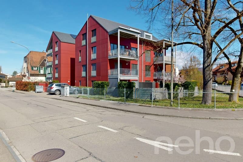 Stylish 3.5-room apartment with balcony and parking space (4)