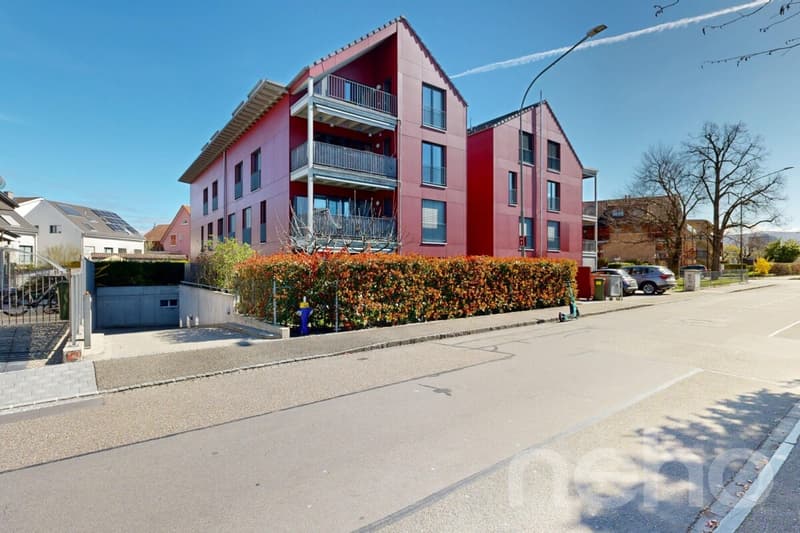 Stylish 3.5-room apartment with balcony and parking space (12)
