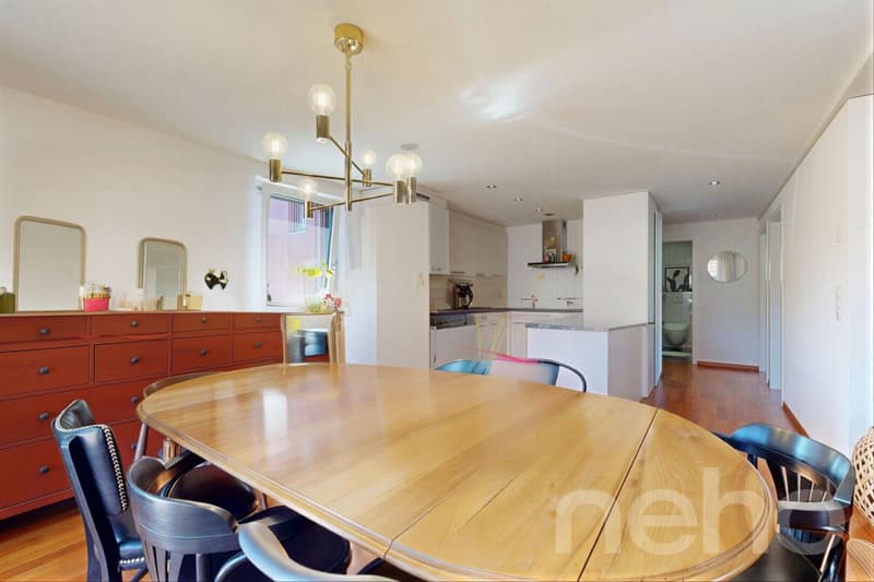 Stylish 3.5-room apartment with balcony and parking space (5)