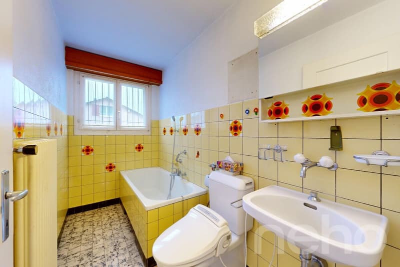 Charming single-family house in a preferred location with garage (7)