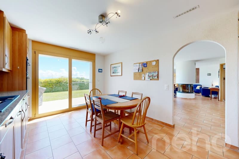 Minergie-P single-family house with unobstructed view of the Alps (8)