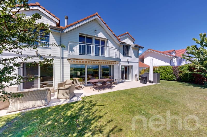 Minergie-P single-family house with unobstructed view of the Alps (2)