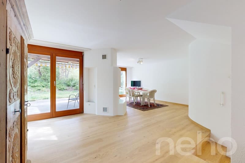 Well-maintained 6-room semi-detached house in a preferred location (2)