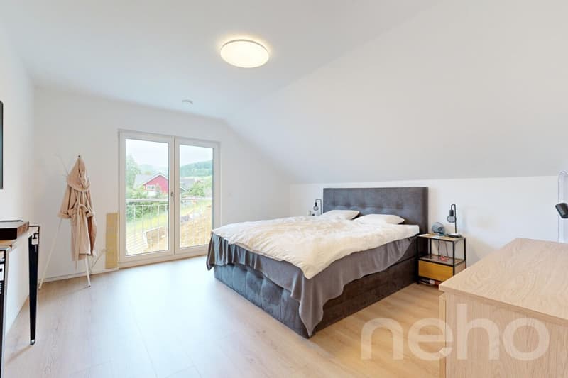 Modern two-family house with a far-reaching view and high comfort (4)