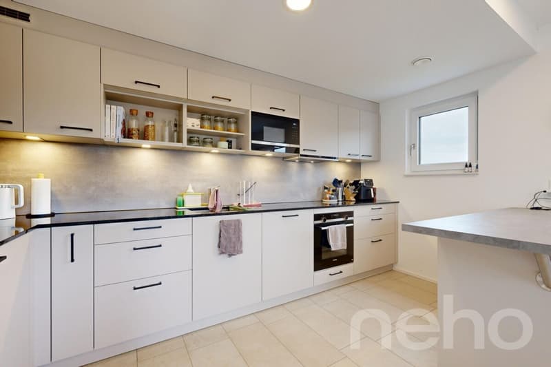 Modern two-family house with a far-reaching view and high comfort (5)