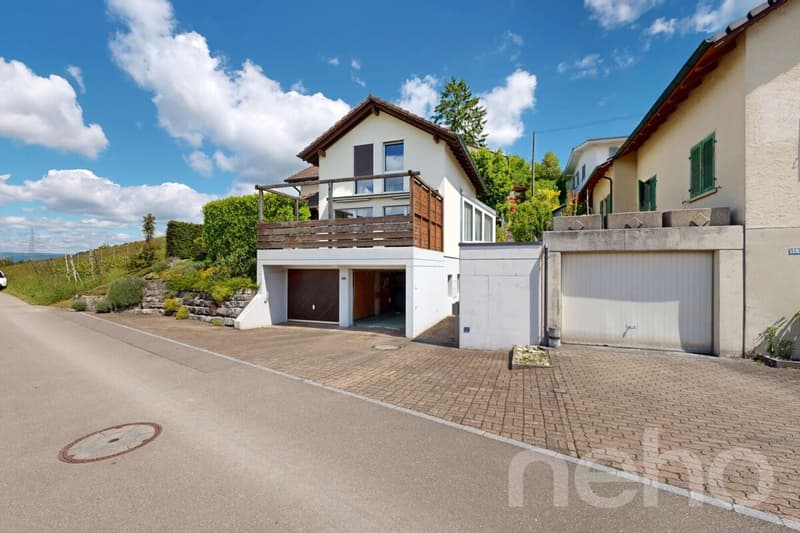 Single-family house with a lot of privacy and unobstructable views (12)