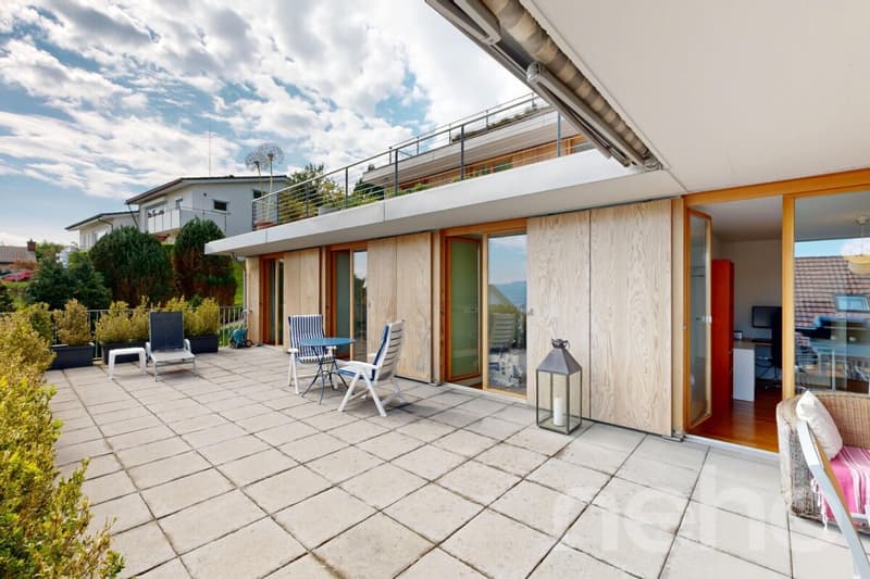 Bright 5.5-room terrace apartment with panoramic lake view (9)