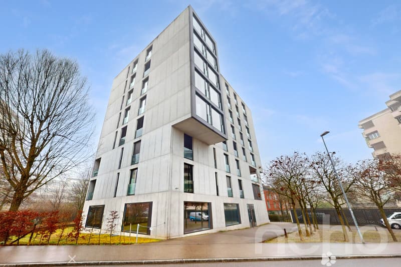 Moderne 3,5-Zimmer-Wohnung an zentraler Lage in Biel (2)