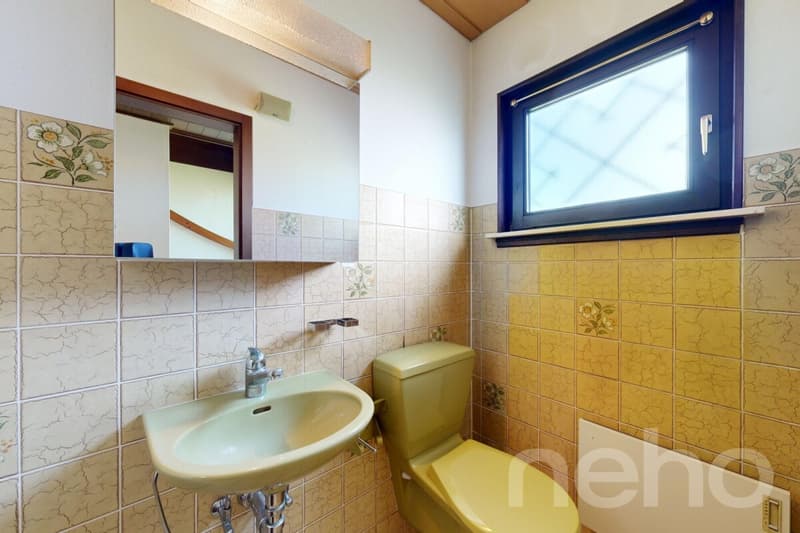 Attractive 6-room house in a quiet, elevated location (8)