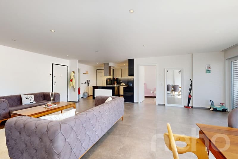 Large 5.5-room apartment of 200 m² + Terraces ? Ideal for Investors or Two-family House (4)