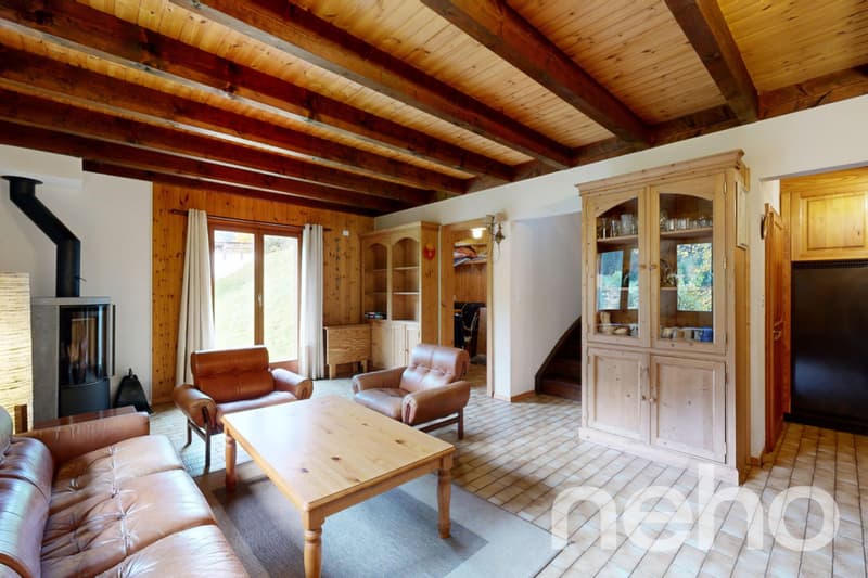 Exclusive: 5-bedroom chalet with a beautiful south-facing orientation (3)