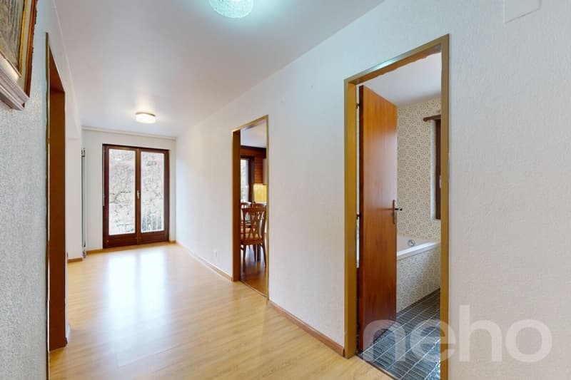 Rare opportunity: house with two apartments (11)
