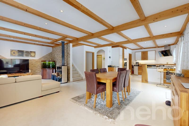 Light-filled family house with garden and direct forest access (5)