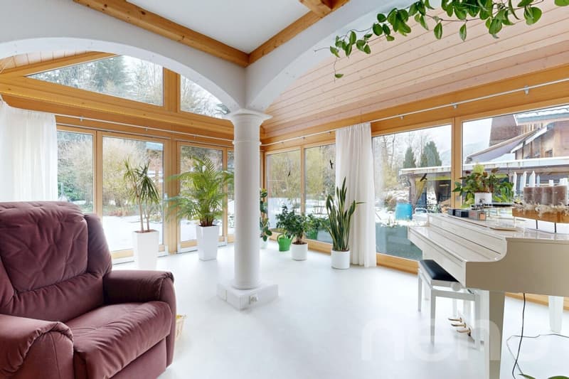 Light-filled family house with garden and direct forest access (1)
