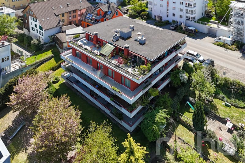 Panoramic lake view with large terrace (3)