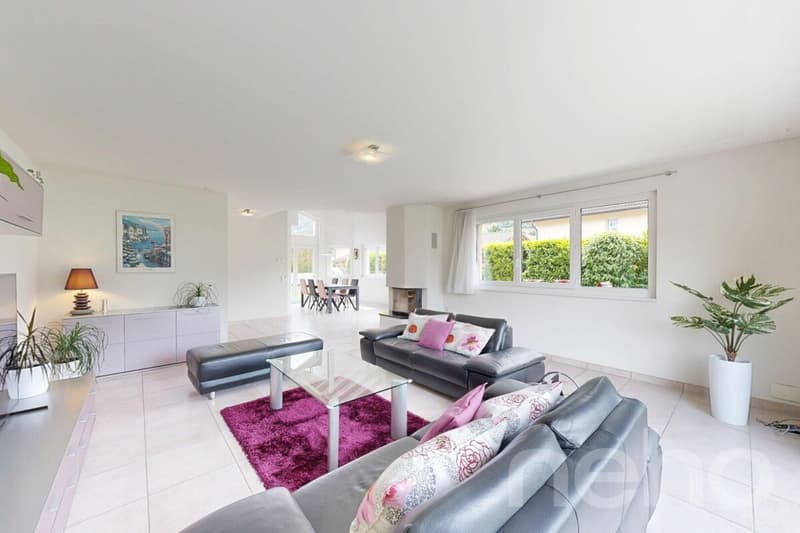 Bright family villa with large volumes in Bramois (8)