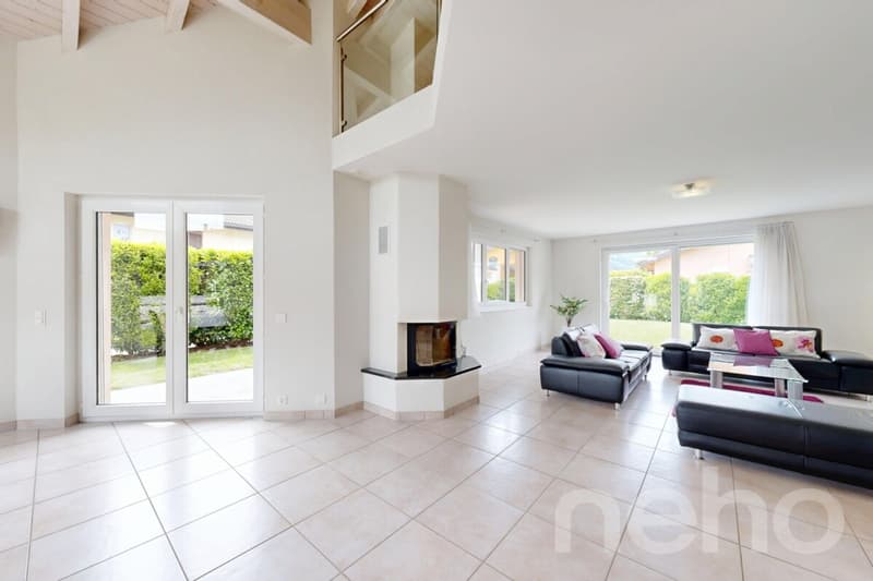 Bright family villa with large volumes in Bramois (7)