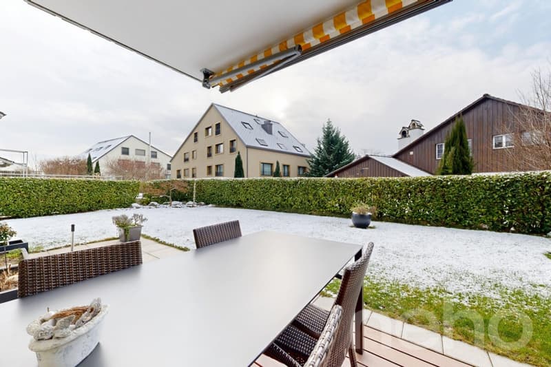 Appartamento di giardino con finiture esclusive e attrezzature tecniche (3)