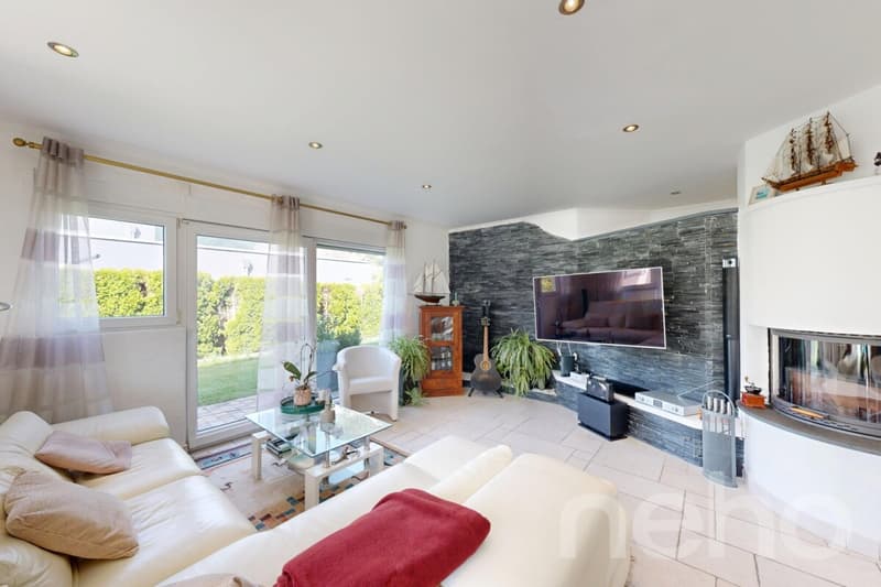 Beautiful Villa 6.5 of 190m² with recent pool and garden (5)