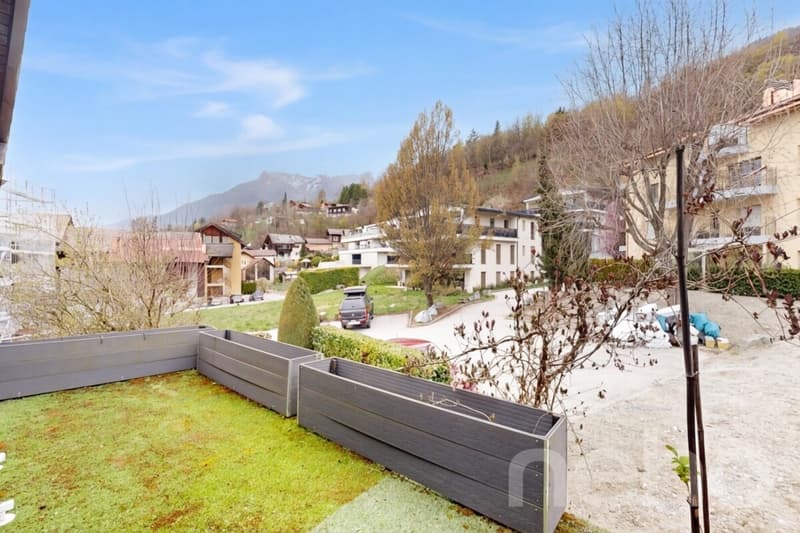 Atypical house with independent workshop and great potential in Savièse (1)