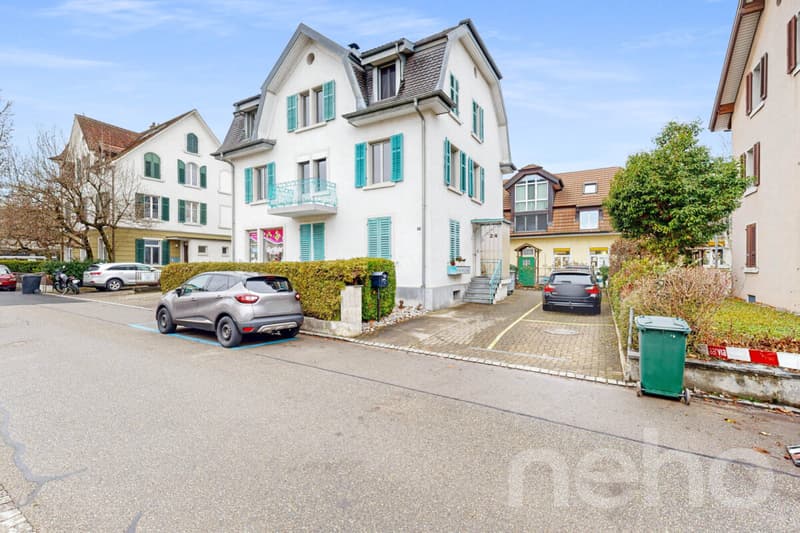 Attractive multi-family house with development potential in Dietikon (2)