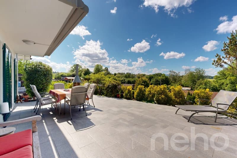 Attractive 5.5-room single-family house with unobstructed views (2)