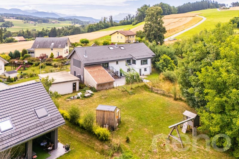 FERME RÉNOVÉE AVEC LOGEMENT INDÉPENDANT ET TERRAIN EN PERMACULTURE (2)