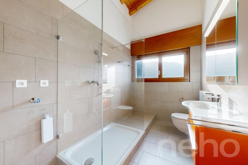 Attic 4-room apartment in the heart of Conthey - Generous terraces (9)