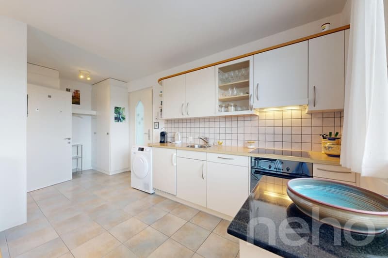 Bright 1.5-room apartment with a far-reaching view in Kriens (4)