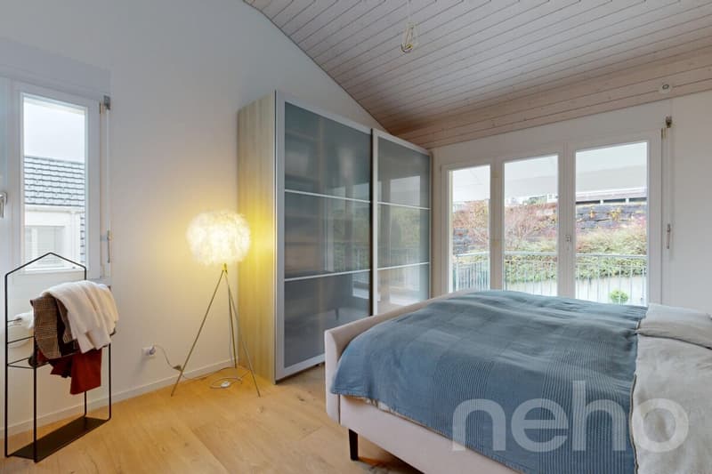 Modern Home with High-Quality Finishing and Well-Maintained Garden Paradise (8)