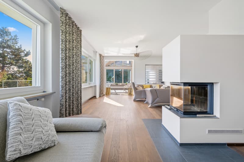 Exclusive villa with gallery, indoor pool, and garden idyll (12)